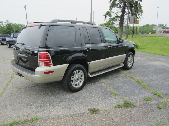 Mercury Mountaineer 2005 photo 2