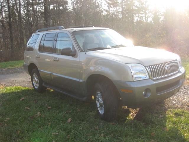 Mercury Mountaineer 2005 photo 2