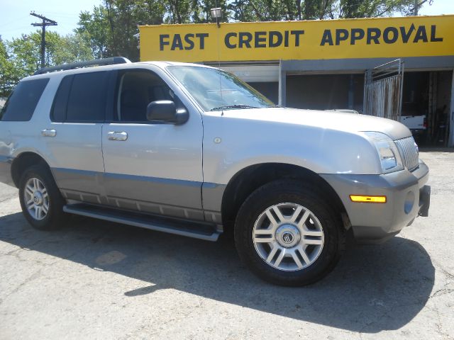 Mercury Mountaineer 2005 photo 1