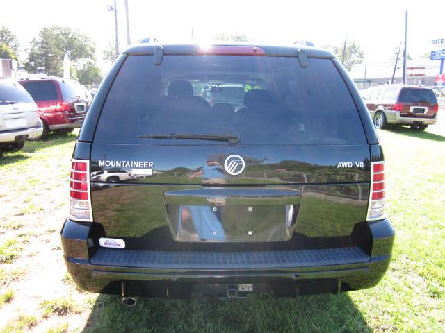 Mercury Mountaineer 2005 photo 1