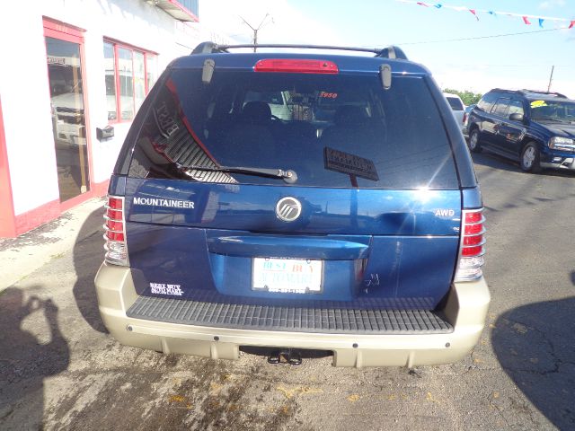 Mercury Mountaineer 2005 photo 1