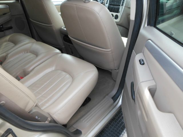 Mercury Mountaineer 2005 photo 9