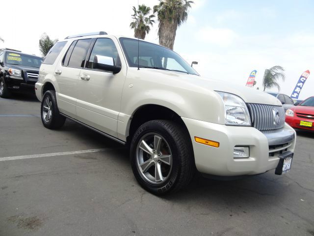 Mercury Mountaineer 2005 photo 1