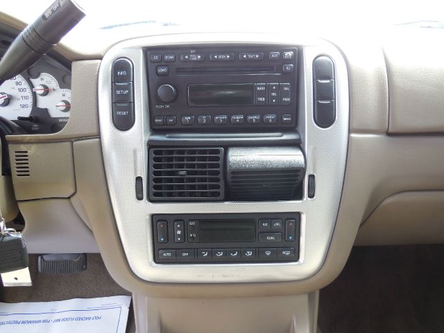 Mercury Mountaineer 2005 photo 4