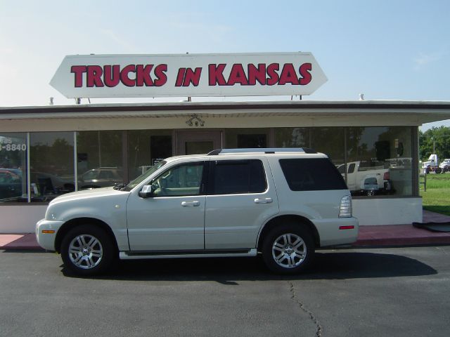 Mercury Mountaineer 2006 photo 1