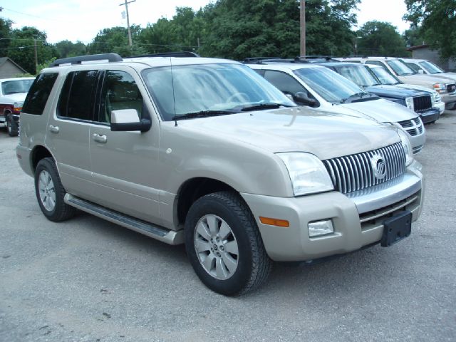 Mercury Mountaineer 2006 photo 1