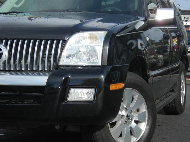 Mercury Mountaineer 2006 photo 2