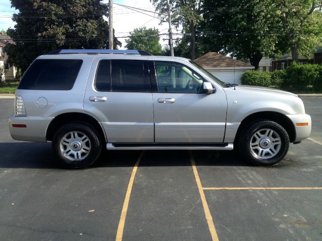 Mercury Mountaineer R1 SUV