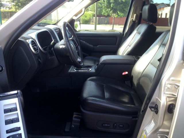 Mercury Mountaineer 2006 photo 8