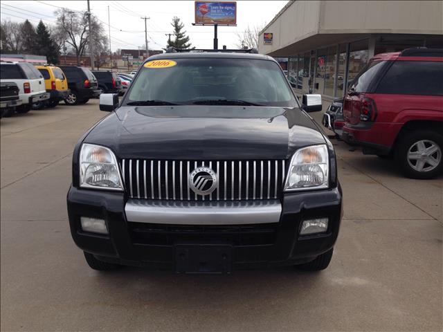 Mercury Mountaineer 2006 photo 2