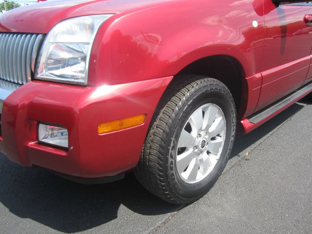 Mercury Mountaineer 2006 photo 2