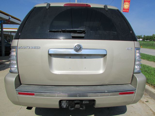 Mercury Mountaineer 2006 photo 1