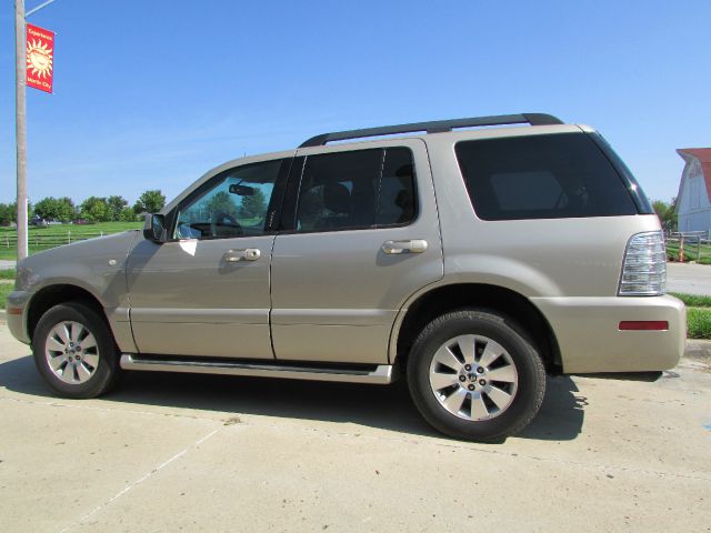 Mercury Mountaineer 2006 photo 2