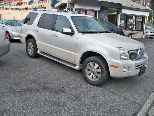 Mercury Mountaineer 2006 photo 2