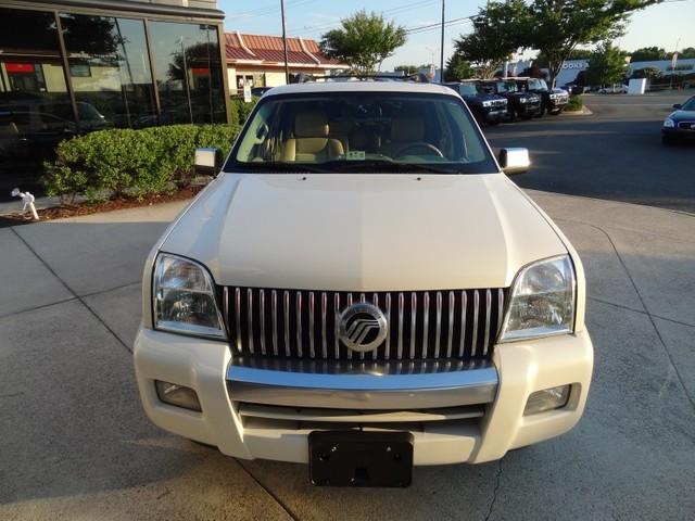 Mercury Mountaineer 2007 photo 2