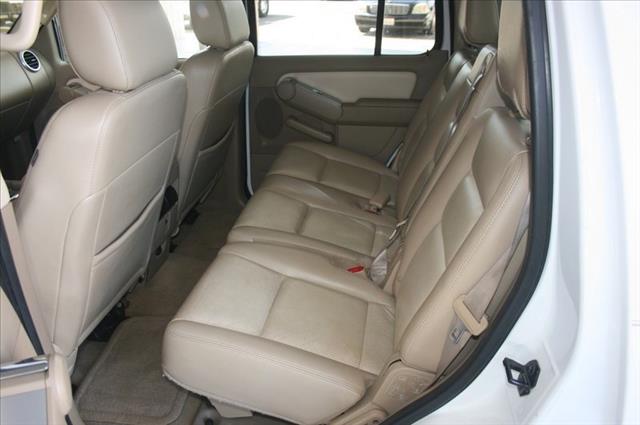 Mercury Mountaineer 2007 photo 14