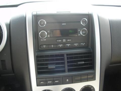 Mercury Mountaineer 2008 photo 2