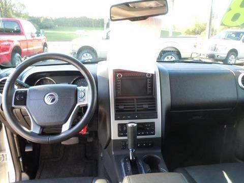 Mercury Mountaineer 2008 photo 1