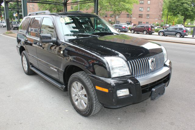 Mercury Mountaineer Typessedan SUV