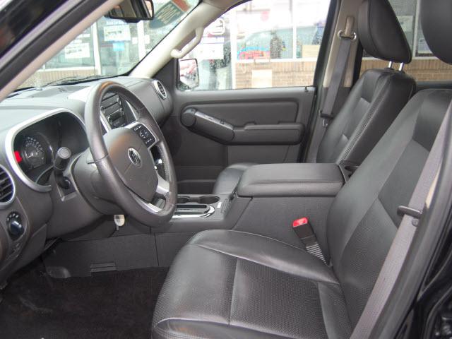 Mercury Mountaineer 2009 photo 5