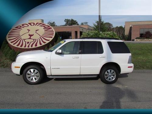 Mercury Mountaineer 2010 photo 1