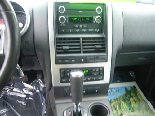 Mercury Mountaineer 2010 photo 4