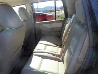 Mercury Mountaineer 2010 photo 4