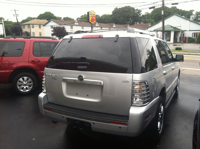 Mercury Mountaineer 2010 photo 4