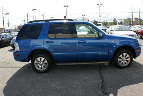 Mercury Mountaineer 2010 photo 2