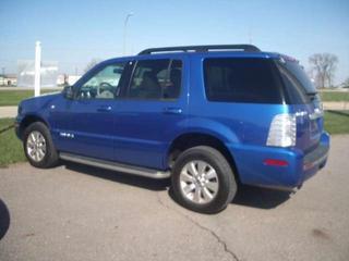 Mercury Mountaineer 2010 photo 1