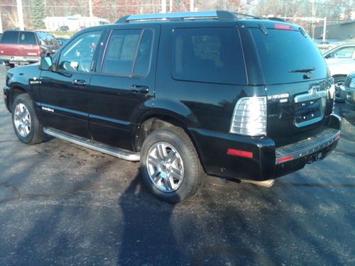 Mercury Mountaineer 2010 photo 1