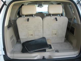 Mercury Mountaineer 2010 photo 1