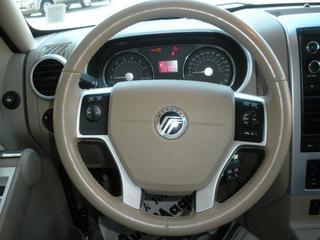 Mercury Mountaineer 2010 photo 2