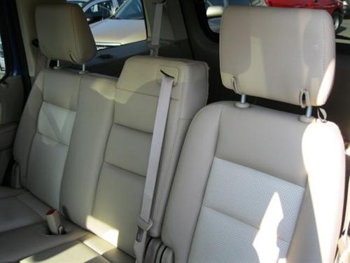 Mercury Mountaineer 2010 photo 4