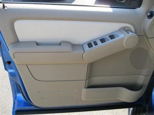 Mercury Mountaineer 2010 photo 5