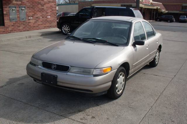 Mercury Mystique 1996 photo 1