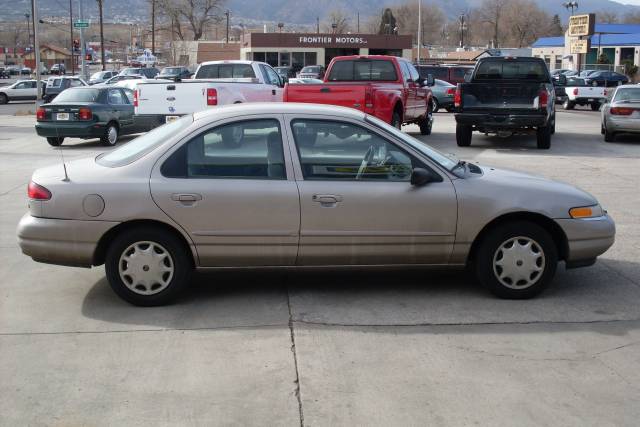 Mercury Mystique 1996 photo 4