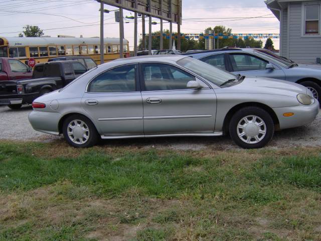 Mercury Sable XLS Sedan