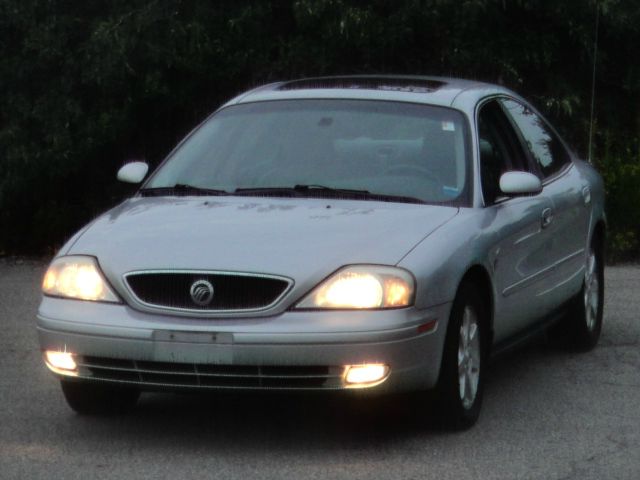 Mercury Sable 2002 photo 2