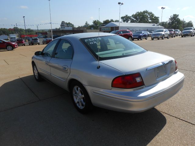 Mercury Sable 2002 photo 2