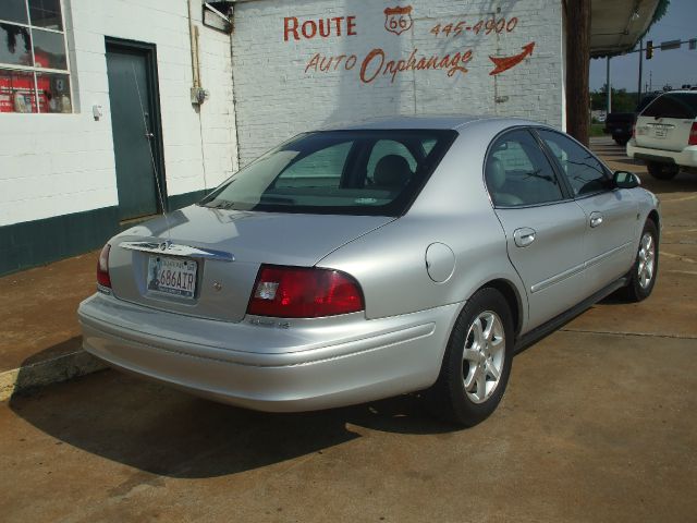 Mercury Sable 2002 photo 2