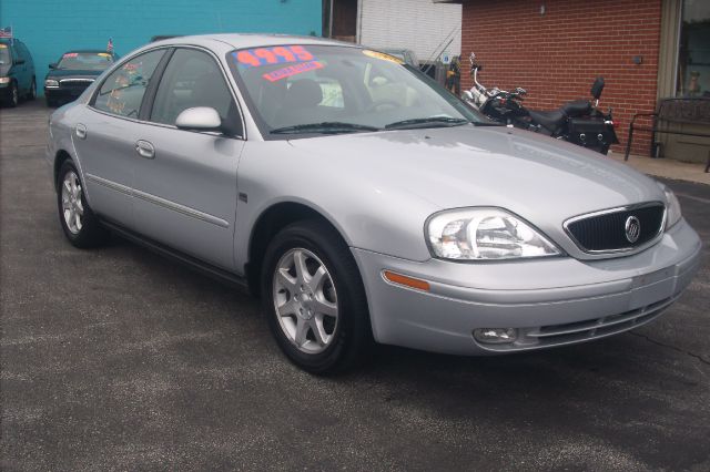 Mercury Sable 2002 photo 1