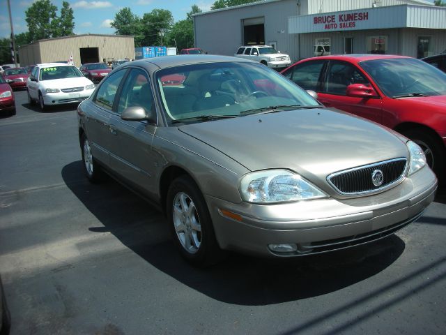 Mercury Sable 2002 photo 2