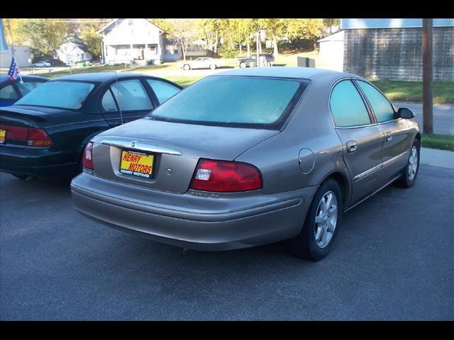 Mercury Sable 2002 photo 2