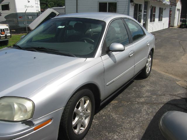 Mercury Sable 2002 photo 2