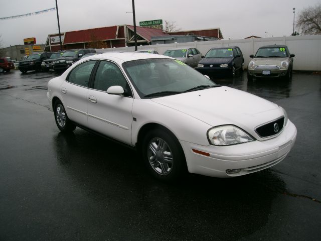 Mercury Sable 2002 photo 2