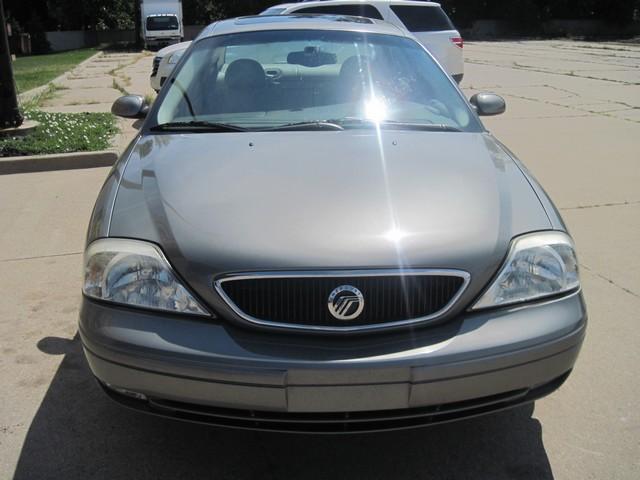 Mercury Sable 2002 photo 2