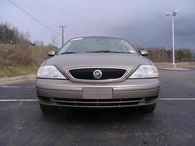 Mercury Sable 2002 photo 2