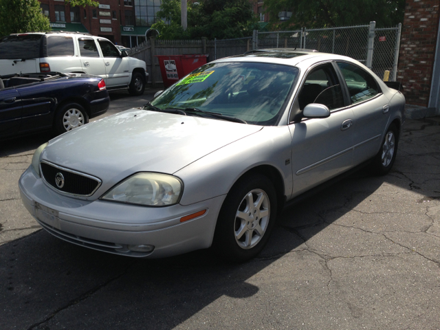 Mercury Sable 2002 photo 1