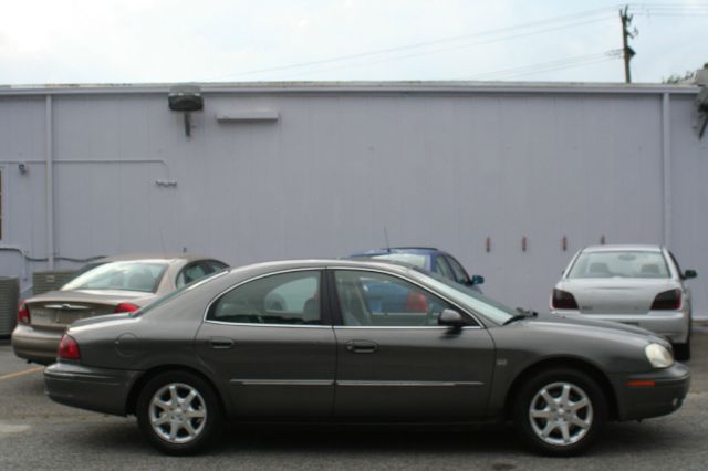 Mercury Sable 2003 photo 2